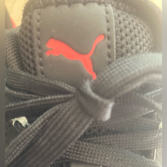 PUMA PACER NET CAGE BLACK CORAL WOMENS SNEAKERS with Puma Paw Patches! Sz 9 GUC - Picture 13 of 15